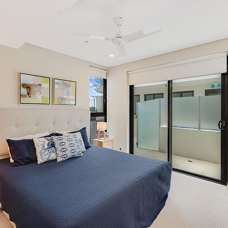 Pure Kirra Aparthotel Gold Coast Exterior photo