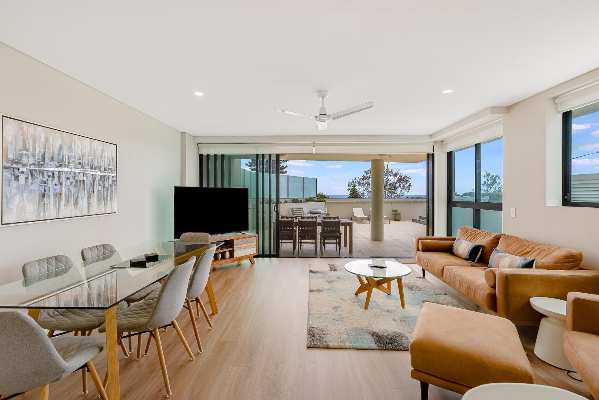 Pure Kirra Aparthotel Gold Coast Exterior photo
