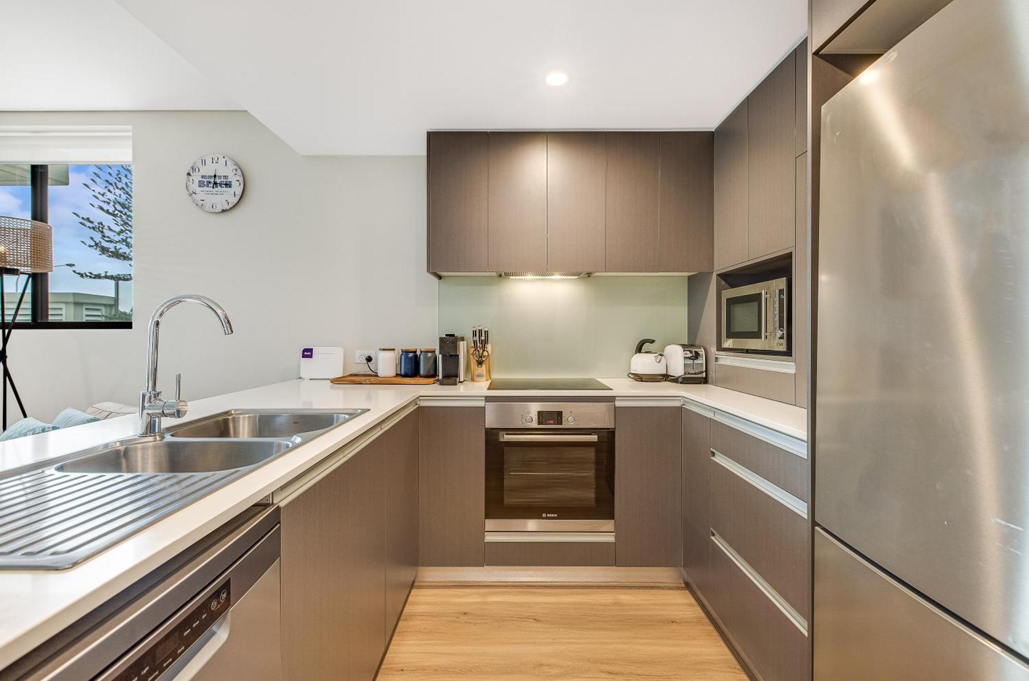 Pure Kirra Aparthotel Gold Coast Exterior photo