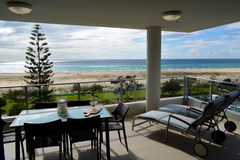 Pure Kirra Aparthotel Gold Coast Exterior photo